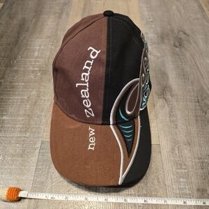 New Zealand Embroidered Two-Tone Baseball Cap